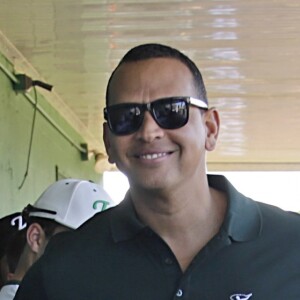 Alex Rodriguez célébrant le 25e anniversaire de l'équipe nationale de Westminster Christian à Palmetto Beach (Floride) le 7 mars 2017.