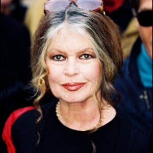 Brigitte Bardot à Paris en 1998.