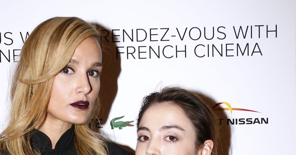 Julia Ducournau Et Garance Marillier Premiere Du Film Grave Raw Lors Du Festival Rendez Vous With French Cinema Au Walter Reade Theater A New York Le 7 Mars Purepeople