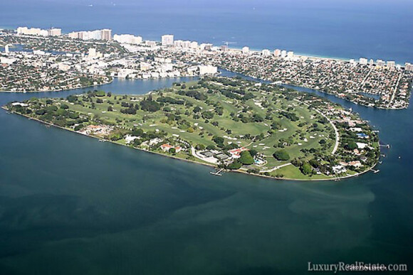 Faute d'acquéreur, Julio Iglesias va faire démolir sa villa de Miami