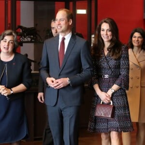 Laurence des Cars, présidente du musée d'Orsay -  Le prince William et Kate Middleton visitent la galerie des impressionnistes au musée d'Orsay à Paris le 18 mars 2017.