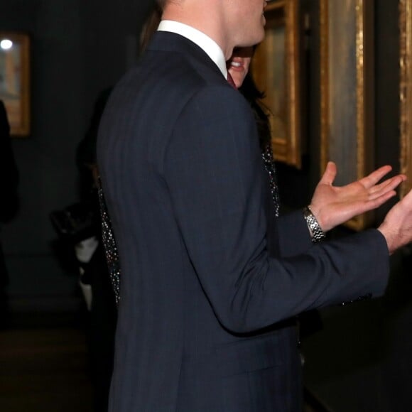 Le prince William, duc de Cambridge et Catherine Kate Middleton, duchesse de Cambridge visitent la galerie des impressionnistes au musée d'Orsay à Paris le 18 mars 2017.