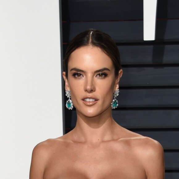 Alessandra Ambrosio - Vanity Fair Oscar Party 2017 au Wallis Annenberg Center for the Performing Arts à Beverly Hills, le 26 février 2017. © Chris Delmas/Bestimage