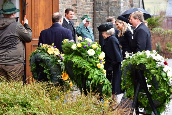 La princesse Beatrix, la reine Maxima et le roi Willem Alexander des Pays-Bas - Obsèques du prince Richard de Sayn-Wittgenstein-Berleburg à Bad Berleburg en Allemagne le 21 mars 2017. 21/03/2017 - Bad Berlebourg