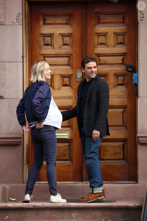 Olivia Wilde et Oscar Isaac sur le tournage du film "Life Itself" à New York le 21 mars 2017.