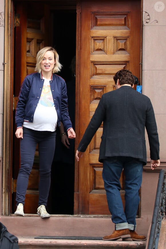 Olivia Wilde et Oscar Isaac sur le tournage du film "Life Itself" à New York le 21 mars 2017.
