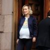 Olivia Wilde, enceinte pour les besoins du tournage du film "Life Itself" à New York le 21 mars 2017.