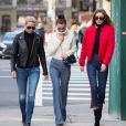 Gigi, Bella Hadid et leur maman Yolanda Hadid à New York, le 29 janvier 2017.