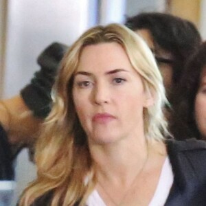 Exclusif - Kate Winslet sur le tournage du film "The Mountain Between Us" à Vancouver. Le 5 décembre 2016