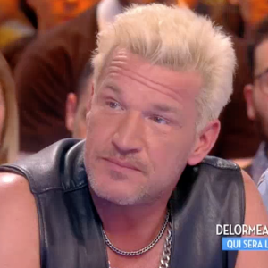 Benjamin Castaldi s'en prend violemment à Cauet et Stéphane Guillon dans "Castaldi vs Delormeau : Qui sera le meilleur animateur ?". C8, le 23 mars 2017.