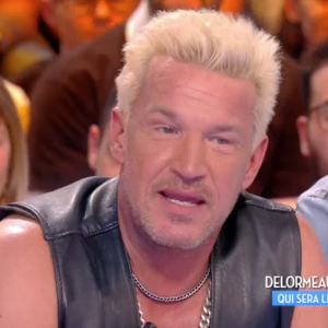 Benjamin Castaldi s'en prend violemment à Cauet et Stéphane Guillon dans "Castaldi vs Delormeau : Qui sera le meilleur animateur ?". C8, le 23 mars 2017.