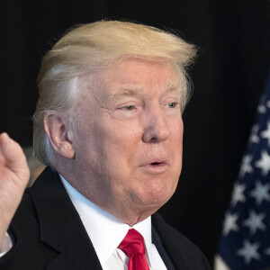 Le président des Etats-Unis Donald Trump visite le musée de la Smithsonian Institution, musée national de l'histoire et de la culture afro-américaine de Washington, le 21 février 2017