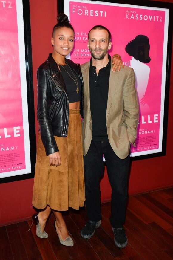 Mathieu Kassovitz et sa compagne Aude Legastelois-Bidé lors de l'avant-première du film "De plus belle" au cinéma Publicis à Paris, France, le 6 mars 2017. © Coadic Guirec/Bestimage