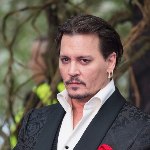 Johnny Depp à la première du film "Alice Through The Looking Glass" à Londres le 10 mai 2016