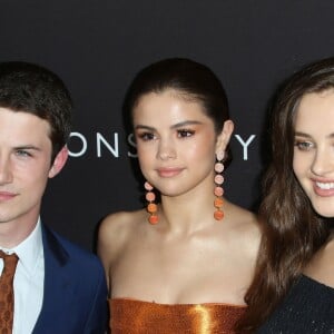 Dylan Minnette, Selena Gomez, Katherine Langford à la première de ''13 Reasons Why'' au Paramount Studios à Los Angeles, le 30 mars 2017