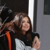 Selena Gomez et son compagnon The Weeknd (Abel Tesfaye) font du shopping en amoureux sur Bloor Street à Toronto, le 16 mars 2017.