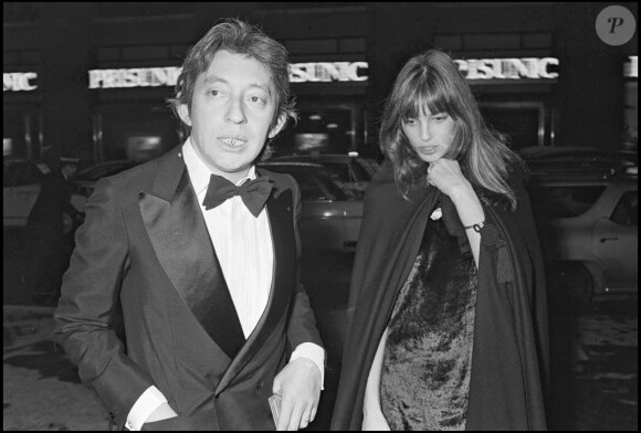 Serge Gainsbourg et Jane Birkin lors d'une soirée à Paris, photo d'archives.