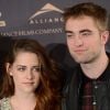 Kristen Stewart et Robert Pattinson - Photocall du film "Twilight Saga: Breaking Dawn" a l'hotel Villamagna a Madrid. Le 15 novembre 2012