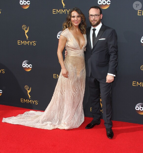 Kate Del Castillo, Dana Brunetti - 68e cérémonie des Emmy Awards au Microsoft Theater à Los Angeles, le 18 septembre 2016.