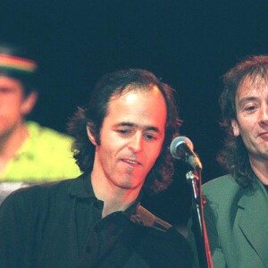 Jean-Jacques Goldman et Michael Jones en 1996.