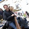 Emmanuel Macron, candidat à l'élection présidentielle pour son mouvement "En Marche!" et sa femme Brigitte Macron (Trogneux) dans la station de ski Grand Tourmalet (La Mongie / Barèges), France, le 12 avril 2017. Ils empruntent un télésiège pour se rendre dans le restaurant d'altitude pour le déjeuner. C'est un retour aux sources pour le candidat à la présidentielle. C'est en effet là que dans sa jeunesse, il a appris à marcher et à skier. © Dominique Jacovides/Bestimage