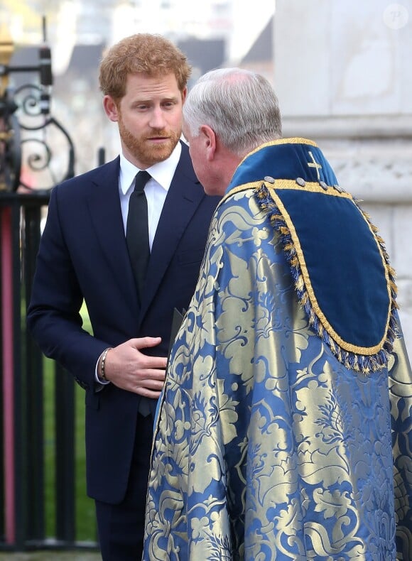 Le prince William, duc de Cambridge, Catherine (Kate) Middleton, duchesse de Cambridge, et le prince Harry assistent à une messe en hommage aux victimes de l'attentat de Londres à l'abbaye de West­mins­ter. Le 6 avril 2017