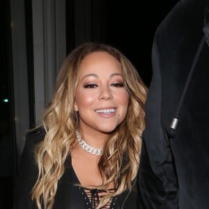 Mariah Carey sortant du Catch restaurant à West Hollywood, le 24 mars 2017.