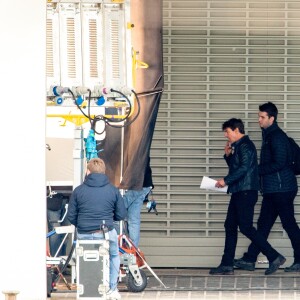 Tom Cruise sur le tournage d'une scène de Mission Impossible 6 quai Austerlitz à Paris, France, le 23 avril 2017.