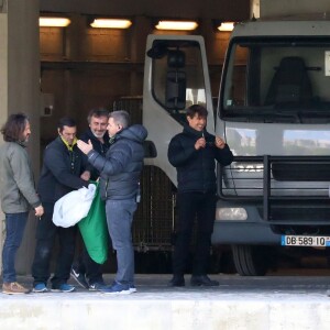 Tom Cruise sur le tournage d'une scène de Mission Impossible 6 quai Austerlitz à Paris le 23 avril 2017.