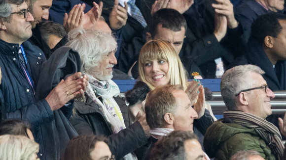 PSG-Monaco : Louis Bertignac et son amoureuse comblés face au clan Sarkozy