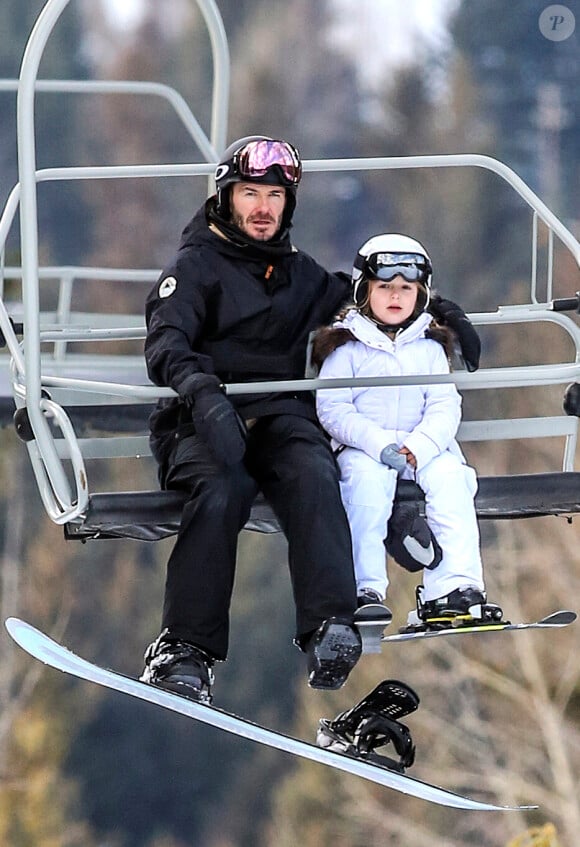 David Beckham et sa fille Harper - La famille Beckham profite de la neige pour skier dans la station de Whistler en Colombie-Britannique, Canada le 20 février 2017.