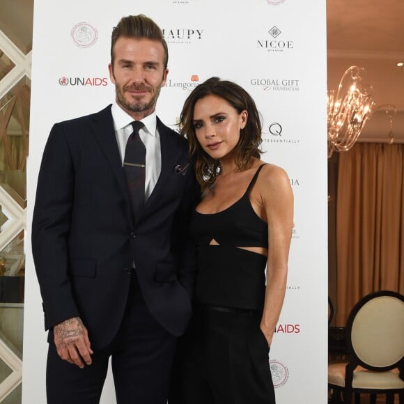 David Beckham et Victoria Beckham lors d'une nouvelle édition du Global Gift Gala à l'hôtel Corinthia à Londres, Royaume Uni, le 19 novembre 2016.