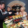Exclusif - Massimo Gargia, Pamela Anderson - L'actrice américaine Pamela Anderson organisait au restaurant "Leroy's Paris", un dîner au profit de la Pamela Anderson Foundation à Paris le 4 mai 2017.