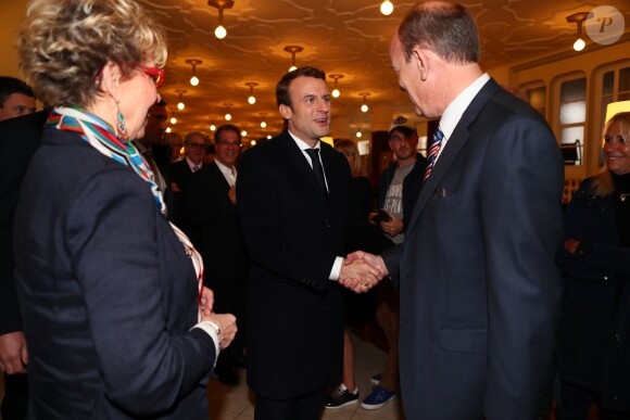 Exclusif - Le maire du Touquet Daniel Fasquelle, la 1ère adjointe Lilyane Lussignol - Emmanuel Macron et sa femme Brigitte (Trogneux) sont allés voter à la mairie du Touquet pour le deuxième tour de l'élection présidentielle. Le 7 mai 2017 © Dominique Jacovides - Sébastien Valiela / Bestimage