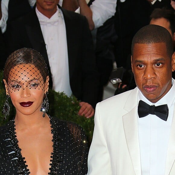 Jay-Z et sa femme Beyonce Knowles à la Soirée du Met Ball / Costume Institute Gala 2014: "Charles James: Beyond Fashion" à New York le 5 mai 2014.