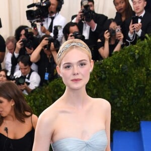 Elle Fanning au Met Gala 2017 à New York. Le 1er mai 2017.