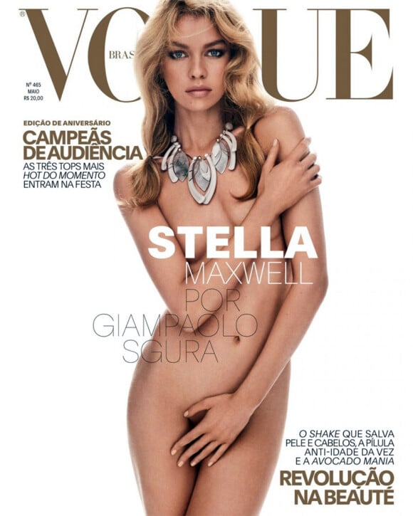 Stella Maxwell (petite amie de K.Stewart) pose pour la couverture de Vogue Brésil, toute nue  Stella Maxwell (K.Stewart girlfriend) poses for the cover of Vogue Brazil, all nude15/05/2017 - 