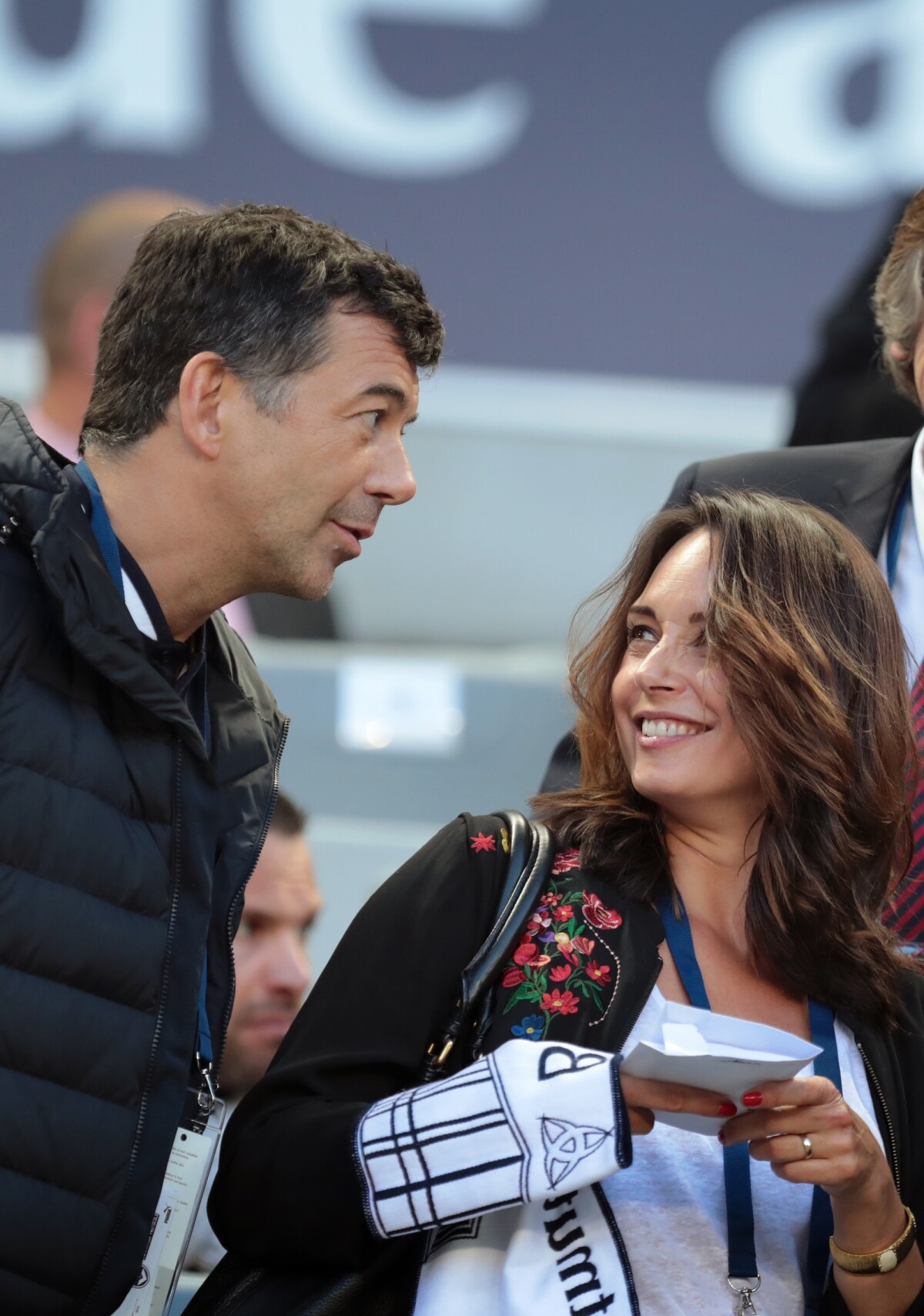 Photo Stéphane Plaza Et La Compagne De Kad Merad Julia Vignali Assistent Au Match De 