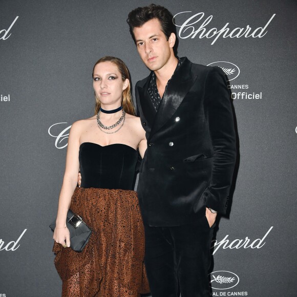 Joséphine de La Baume et son mari Mark Ronson - Photocall de la soirée Chopard lors du 69ème Festival International du Film de Cannes. Le 16 mai 2016