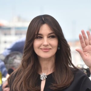 Photocall de la maîtresse de cérémonie Monica Bellucci lors du 70ème Festival International du Film de Cannes, le 17 mai 2017. © Cyril Moreau/Bestimage