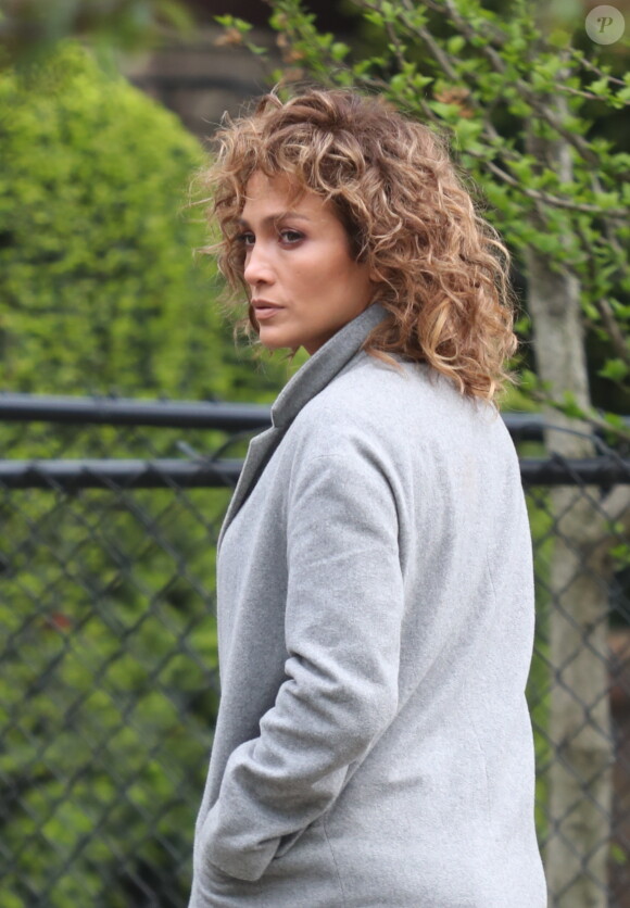 Jennifer Lopez et Ray Liotta sur le tournage d'une scène de la série "Shades of Blue" à New York le 10 mai 2017.