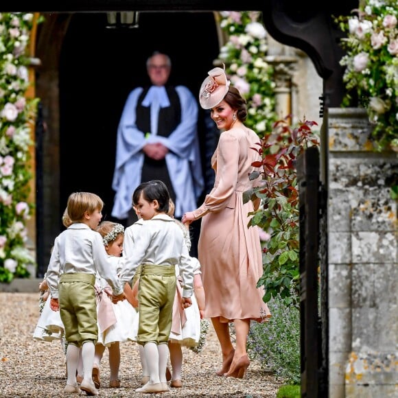 Kate Middleton au mariage de Pippa Middleton et de James Matthews à l'église St Mark à Englefield le 20 mai 2017