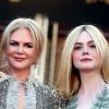 Nicole Kidman et Elle Fanning - Montée des marches du film "How To Talk To Girls at Parties" lors du 70ème Festival International du Film de Cannes. Le 21 mai 2017. © Borde-Jacovides-Moreau / Bestimage