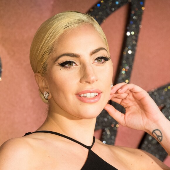 Lady Gaga au Fashion Awards 2016 au Royal Albert Hall à Londres, le 5 décembre 2016 © Ray Tang/London News Pictures via Zuma/Bestimage