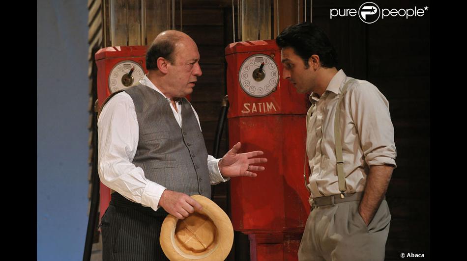 Le Facteur Sonne Toujours Deux Fois Scène Cuisine Etienne Chicot et Olivier Sitruk au théâtre des Mathurins (Paris) pour
