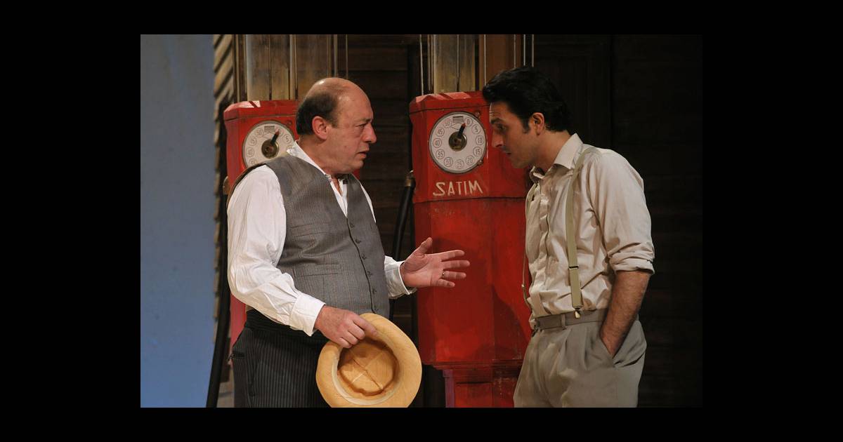 Le Facteur Sonne Toujours Deux Fois Scène Cuisine Etienne Chicot et Olivier Sitruk au théâtre des Mathurins (Paris) pour