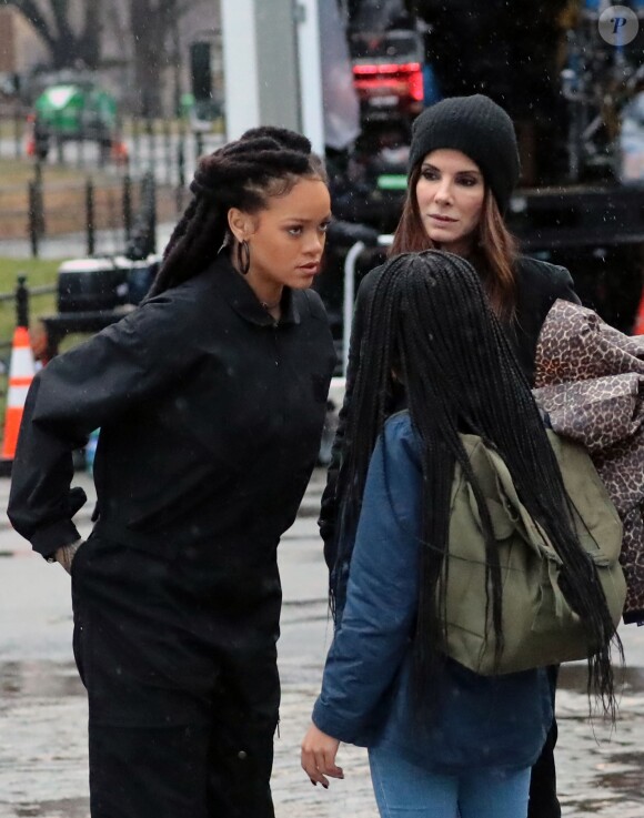 Sandra Bullock, Rihanna, Sarah Paulson et Awkwafina sur le tournage du film 'Ocean's Eight'  à Central Park à New York, le 24 janvier 2017
