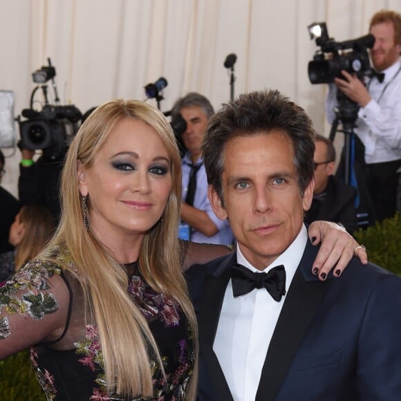 Ben Stiller et sa femme Christine Taylor - Soirée Costume Institute Benefit Gala 2016 (Met Ball) sur le thème de "Manus x Machina" au Metropolitan Museum of Art à New York, le 2 mai 2016.