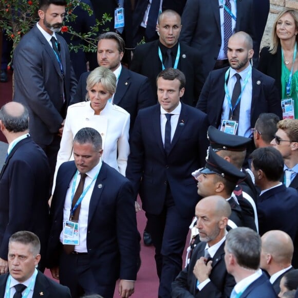 Le président français Emmanuel Macron et sa femme Brigitte Macron (Trogneux) - Concert au théâtre grec de Taormine dans le cadre du sommet du G7 en Sicile le 26 mai 2017 © Sébastien Valiela / Bestimage