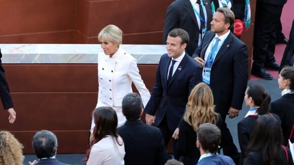 Brigitte Macron : Défilé de looks Louis Vuitton aux côtés de Melania Trump